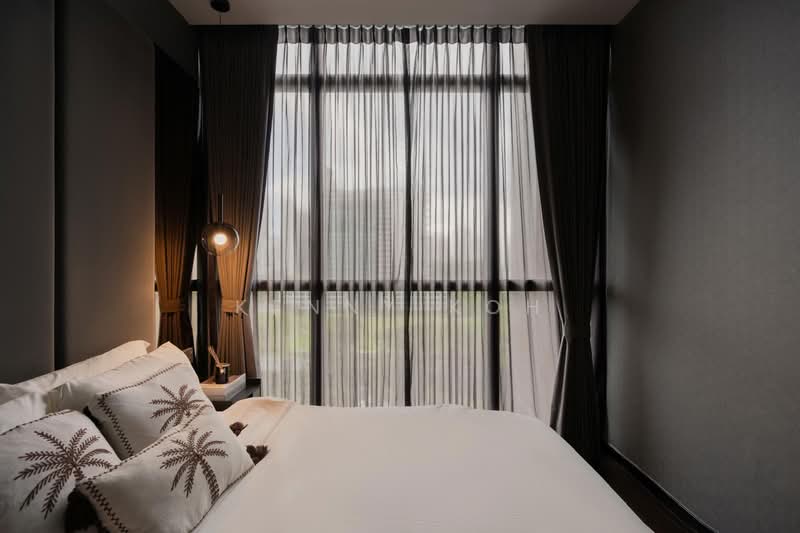 Pullman Residences Condominium For Sale at S$ 1,590,000 | PropertyGuru Singapore - Bedroom