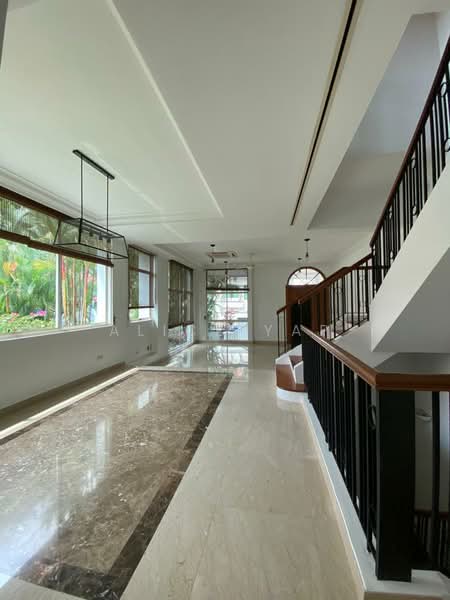 University Park, 2 University Walk, 5 Bedrooms, 3,601 sqft, Semi-Detached House For Rent, by Alice Yap, 500084028 - Living Room - PropertyGuru.com.sg