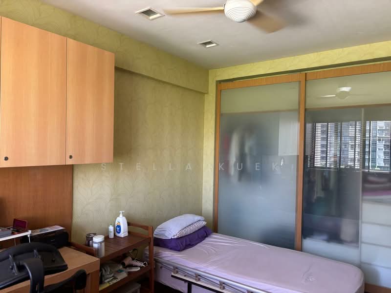 Kensington Park Condominium For Sale at S$ 3,188,888 | PropertyGuru Singapore - Common Bedroom
