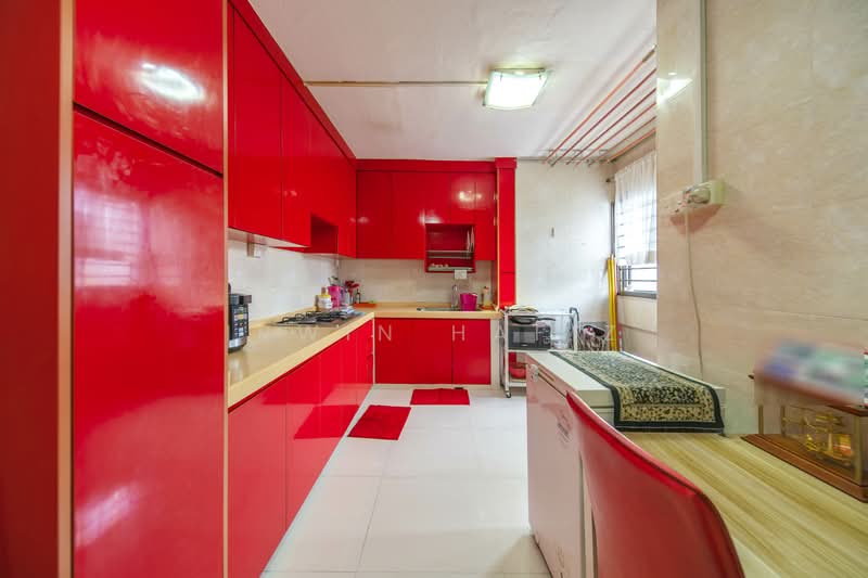 444 Jurong West Avenue 1 HDB Flat For Sale at S$ 630,000 | PropertyGuru Singapore - Kitchen