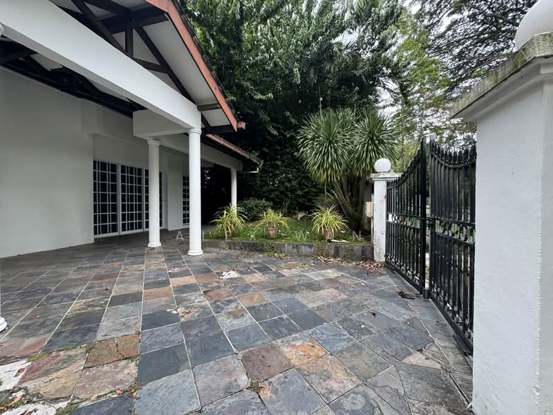 Clementi Green Bungalow House For Sale at S$ 14,500,000 | PropertyGuru Singapore - Exterior