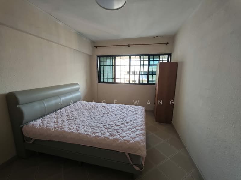 232 Yishun Street 21, 232 Yishun Street 21, Room Rental, 120 sqft, HDB Flat For Rent, by Janice Wang, 500084057 - PropertyGuru.com.sg