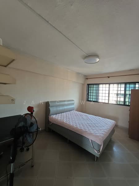 232 Yishun Street 21, 232 Yishun Street 21, Room Rental, 120 sqft, HDB Flat For Rent, by Janice Wang, 500084057 - PropertyGuru.com.sg