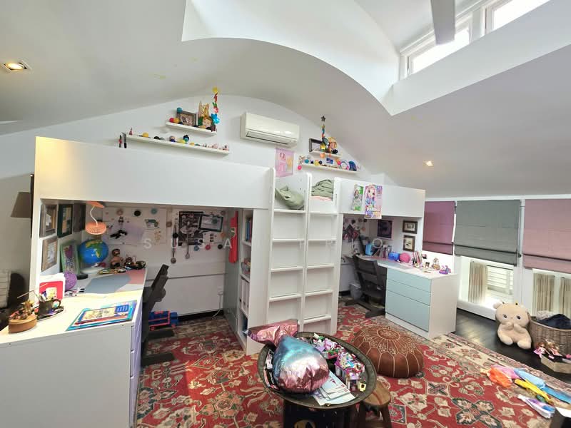 For Sale - East/ Joo Chiat/ Tembeling 2+1