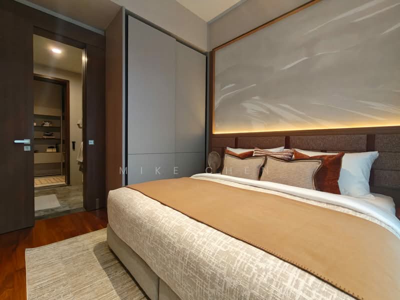 Holland Grove Condominium For Sale at S$ 1,800,000 | PropertyGuru Singapore - Bedroom