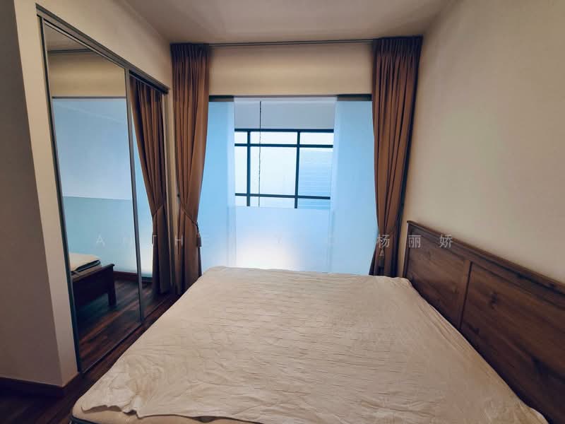 Icon Apartment For Sale at S$ 1,200,000 | PropertyGuru Singapore - Bedroom