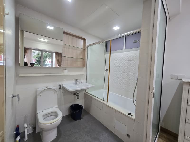 The Ford @ Holland, 1 Ford Avenue, 1 Bedroom, 549 sqft, Condominium For Rent, by Rama Mu, 500084091 - Bathroom - PropertyGuru.com.sg