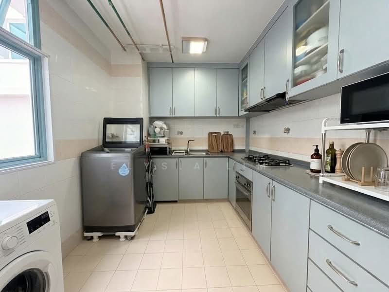 689B Woodlands Drive 75 HDB Flat For Sale at S$ 640,000 | PropertyGuru Singapore - Kitchen