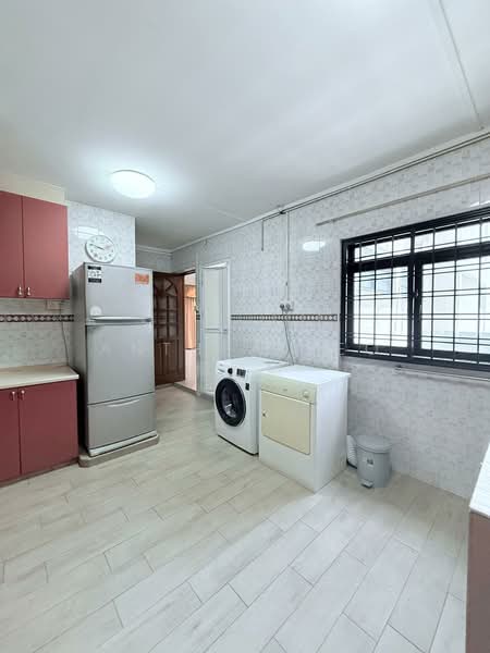 107 Jalan Rajah, 107 Jalan Rajah, 3 Bedrooms, 1,442 sqft, HDB Flat For Rent, by Anthea Yeo 杨丽娇, 500084103 - Kitchen - PropertyGuru.com.sg