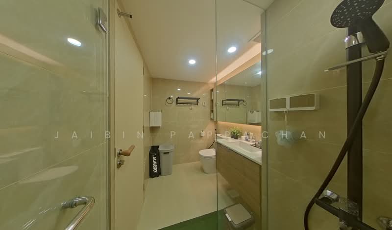 Treasure at Tampines Condominium For Sale at S$ 1,495,000 | PropertyGuru Singapore - Bathroom