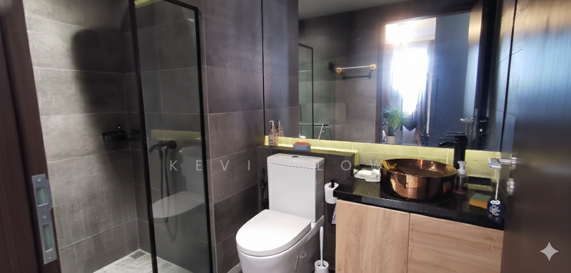 The Brownstone Executive Condominium For Sale at S$ 1,580,000 | PropertyGuru Singapore - Bathroom