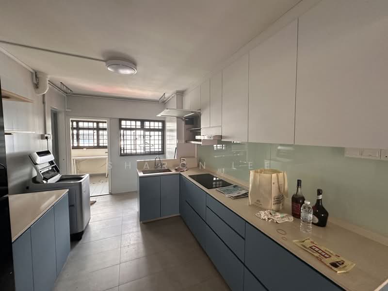 302 Ang Mo Kio Avenue 3, 302 Ang Mo Kio Avenue 3, 3 Bedrooms, 786 sqft, HDB Flat For Rent, by Sharon Lee, 500084122 - Kitchen - PropertyGuru.com.sg