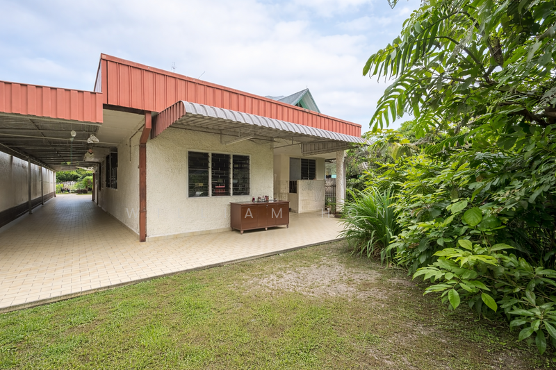 16.2m Wide Frontage 999year detached in Berwick Drive, Serangoon Gardens Detached House For Sale at S$ 11,500,000 | PropertyGuru Singapore - Exterior