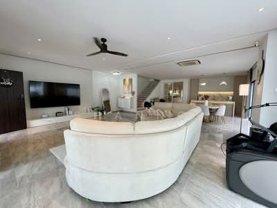 For Sale - RARE Cul-de-sac Semi-D in Kovan, 1km to Zhonghua Primary