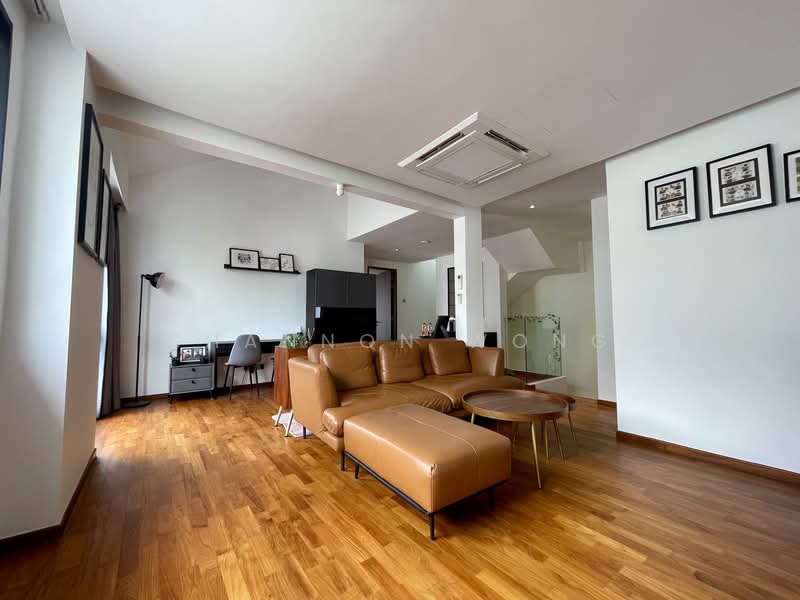 RARE Cul-de-sac Semi-D in Kovan, 1km to Zhonghua Primary Semi-Detached House For Sale at S$ 6,980,000 | PropertyGuru Singapore - Lounge on level 2