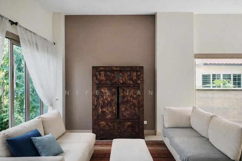 Prestigious FH Semi-D | 14m Wide Frontage | 1km to MGS | Semi-Detached House For Sale at S$ 11,000,000 | PropertyGuru Singapore - Living Room