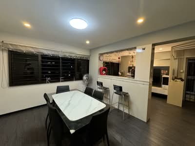 For Sale - 717 Jurong West Street 71