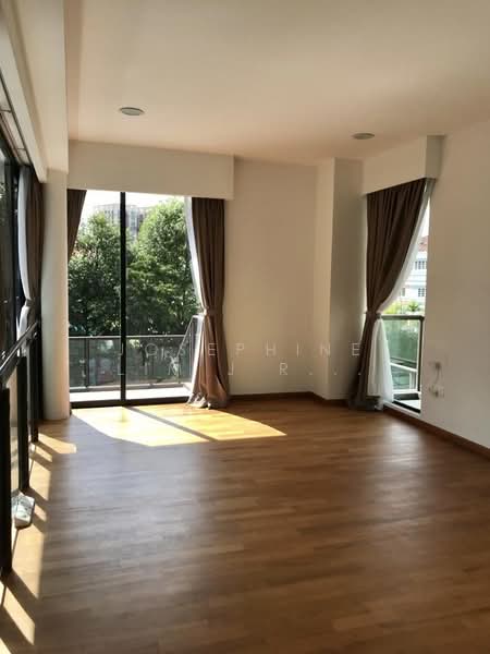 39 Lorong Marzuki, , 5 Bedrooms, 5,069 sqft, Semi-Detached House For Rent, by Josephine Lim J R 林婕容 (区域分行董事 ), 500084150 - Living Room - PropertyGuru.com.sg