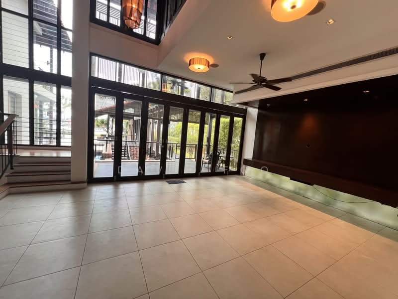 Ocean Drive, Ocean Drive, 4 Bedrooms, 5,500 sqft, Bungalow House For Rent, by David Foo, 500084180 - PropertyGuru.com.sg