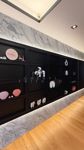 Hilltops Condominium For Sale at S$ 2,900,000 | PropertyGuru Singapore - Interior