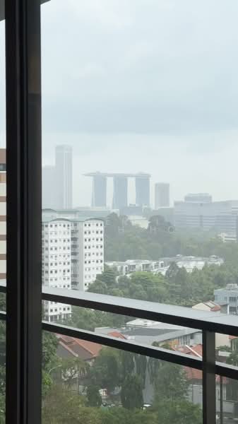 Hilltops Condominium For Sale at S$ 2,900,000 | PropertyGuru Singapore - View