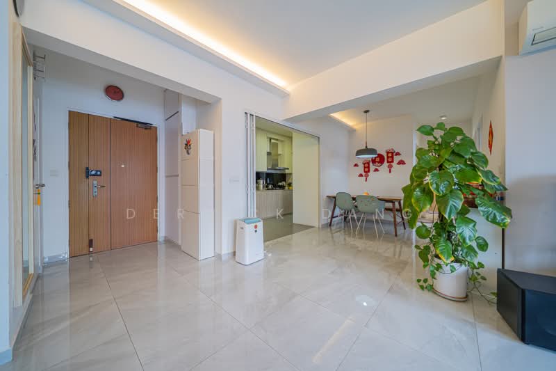 673B Yishun Avenue 4 HDB Flat For Sale at S$ 828,888 | PropertyGuru Singapore - Entrance