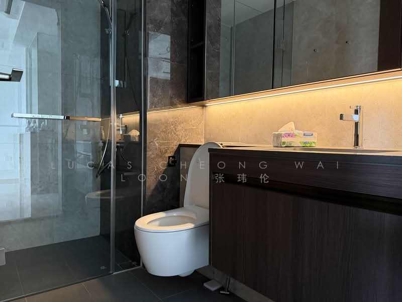 Tembusu Grand Condominium For Sale at S$ 1,950,000 | PropertyGuru Singapore - Bathroom