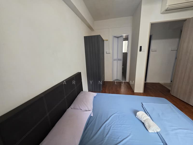 Palm Gardens, 2A Hong San Walk, Room Rental, 200 sqft, Condominium For Rent, by Martyn Lim, 500084212 - Bedroom - PropertyGuru.com.sg