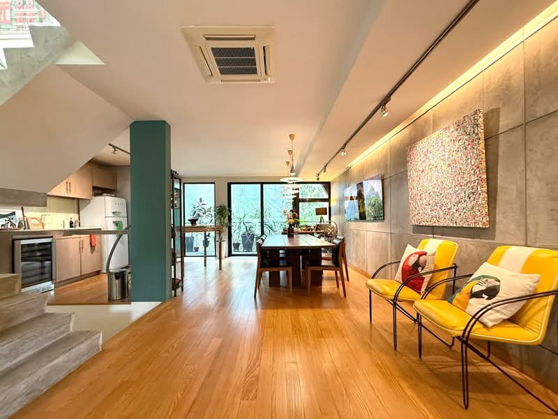 ⭐️⭐️LANDED7772 @ D19 2 STY TERRACE NEAR AMENITIES AND SCHOOLS Terraced House For Sale at S$ 4,600,000 | PropertyGuru Singapore - Kitchen