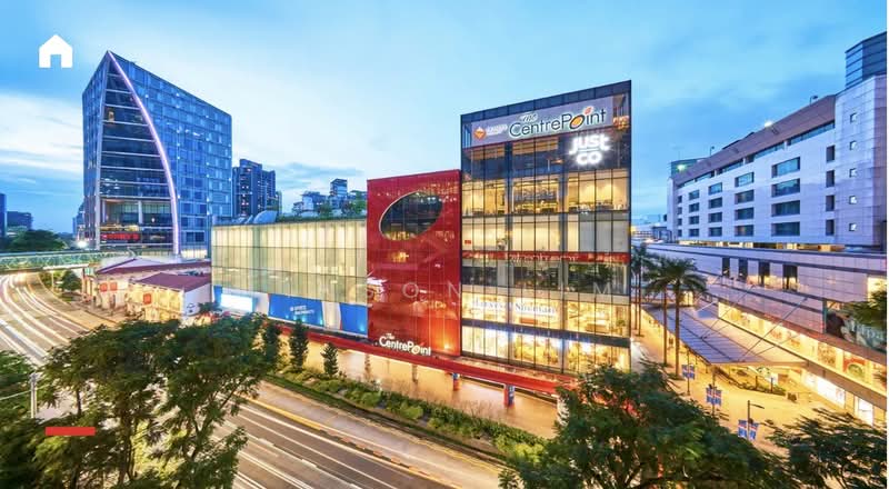 The Centrepoint, 176 Orchard Road, 81 sqft, Mall Shop For Rent, by Linson Lim, 500084228 - Exterior - CommercialGuru.com.sg