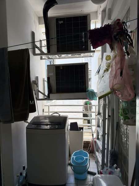 Park East Condominium For Sale at S$ 2,398,000 | PropertyGuru Singapore - Yard