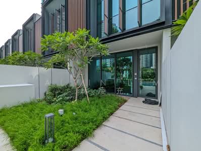 For Sale - Normanton Park