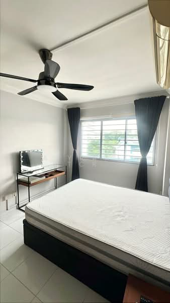 564 Pasir Ris Street 51, 564 Pasir Ris Street 51, Room Rental, 150 sqft, HDB Flat For Rent, by Asyraaf TCR, 500084262 - Bedroom - PropertyGuru.com.sg
