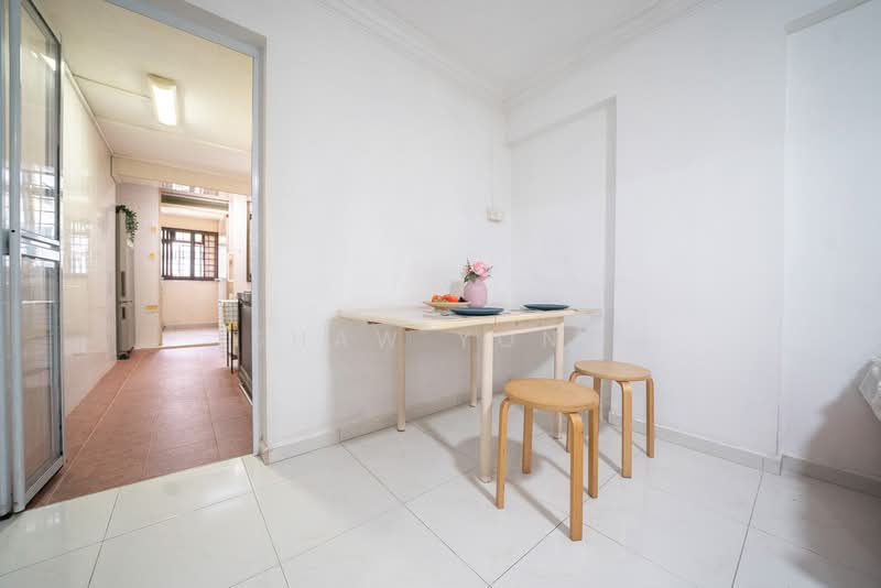 47 Lorong 6 Toa Payoh HDB Flat For Sale at S$ 338,000 | PropertyGuru Singapore - Interior