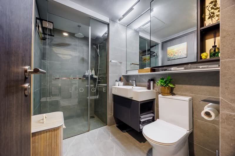 Riverfront Residences Condominium For Sale at S$ 745,000 | PropertyGuru Singapore - Bathroom