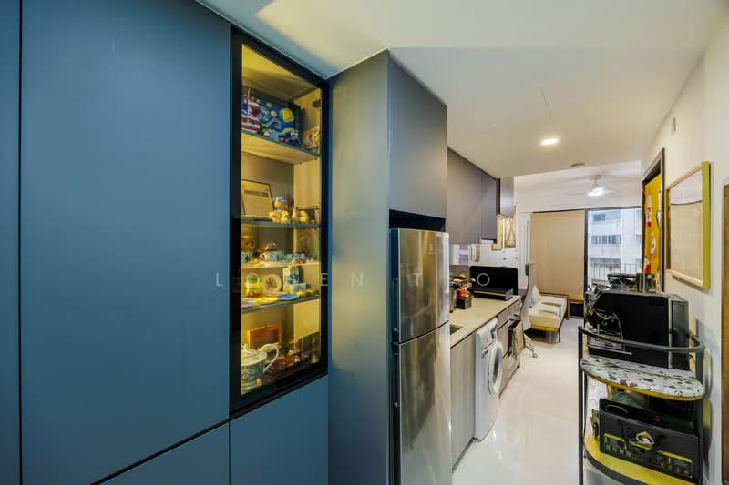 Riverfront Residences Condominium For Sale at S$ 745,000 | PropertyGuru Singapore - Kitchen