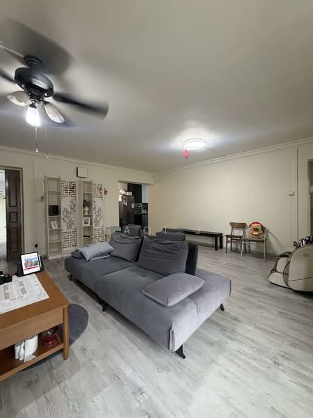 667A Jurong West Street 65, 667A Jurong West Street 65, 3 Bedrooms, 1,184 sqft, HDB Flat For Sale, by Baqi J, 500084313 - Living Room - PropertyGuru.com.sg
