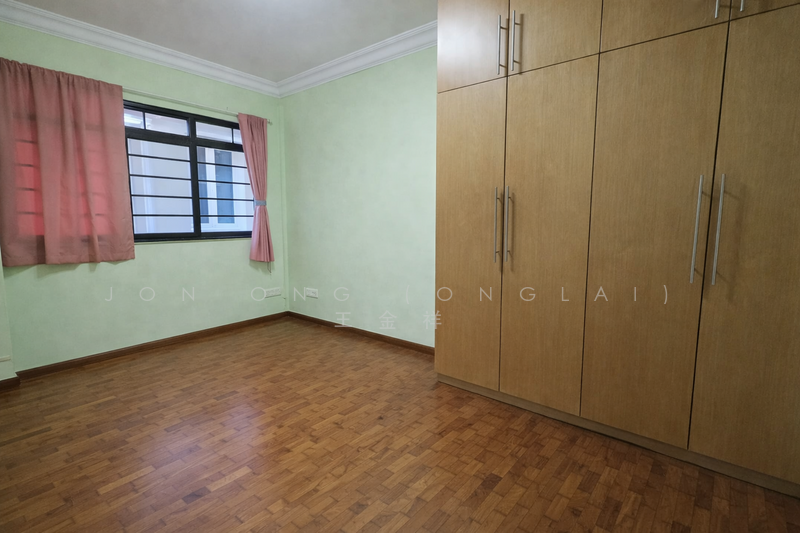 660C Jurong West Street 64 HDB Flat For Sale at S$ 728,000 | PropertyGuru Singapore - Bedroom