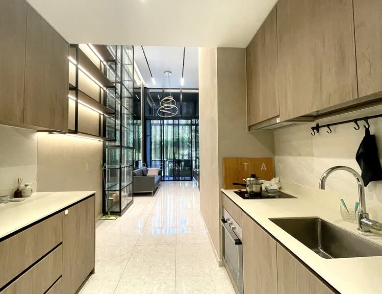 Parc Komo, 963A Upper Changi Road North, 2 Bedrooms, 743 sqft, Condominium For Rent, by Lawrence Tay, 500084346 - Kitchen - PropertyGuru.com.sg