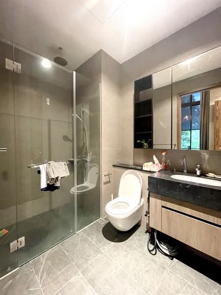 Parc Komo, 963A Upper Changi Road North, 2 Bedrooms, 743 sqft, Condominium For Rent, by Lawrence Tay, 500084346 - Bathroom - PropertyGuru.com.sg