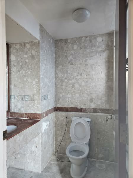 Estella Gardens, 29 Flora Road, 1 Bedroom, 657 sqft, Condominium For Rent, by Lawrence Kang, 500084350 - Bathroom - PropertyGuru.com.sg