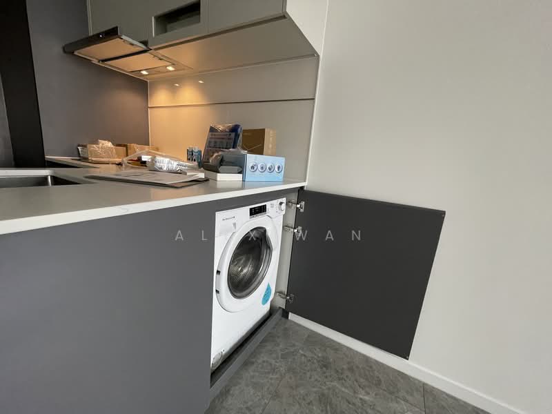 The M Condominium For Sale at S$ 2,200,000 | PropertyGuru Singapore - Kitchen