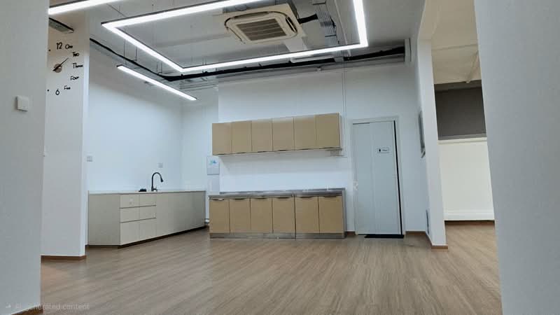 First Centre, 50 Serangoon North Avenue 4, 1,905 sqft, Light Industrial (B1) For Sale, by Elias Er, 500084360 - Interior - CommercialGuru.com.sg