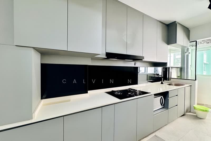 432A Yishun Avenue 1 HDB Flat For Sale at S$ 678,000 | PropertyGuru Singapore - Kitchen