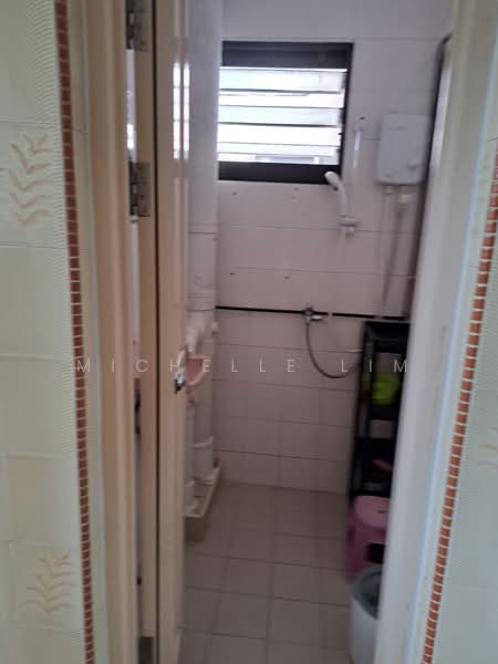 98 Whampoa Drive, 98 Whampoa Drive, 2 Bedrooms, 721 sqft, HDB Flat For Rent, by Michelle Lim, 500084374 - Bathroom - PropertyGuru.com.sg