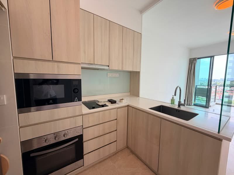 Thomson Three Condominium For Sale at S$ 1,650,000 | PropertyGuru Singapore - Kitchen
