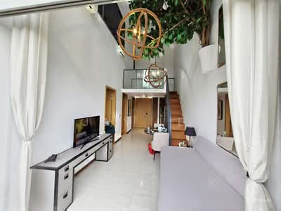 For Rent - Pollen & Bleu