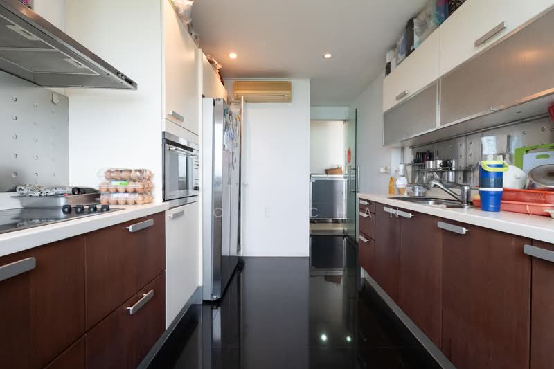 The Makena Condominium For Sale at S$ 3,999,900 | PropertyGuru Singapore - Kitchen