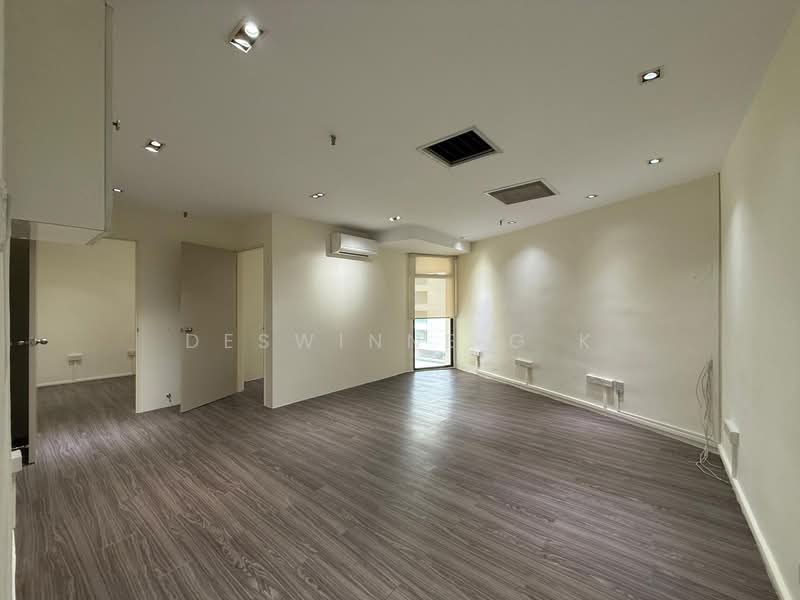 Orchard Plaza, 150 Orchard Road, 452 sqft, Office For Sale, by Deswinne G K, 500084407 - Interior - CommercialGuru.com.sg