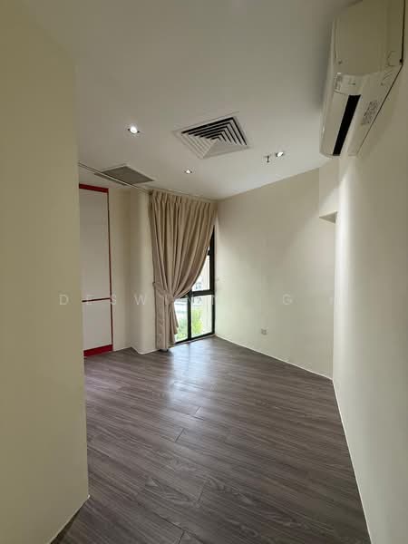 Orchard Plaza, 150 Orchard Road, 452 sqft, Office For Sale, by Deswinne G K, 500084407 - Interior - CommercialGuru.com.sg